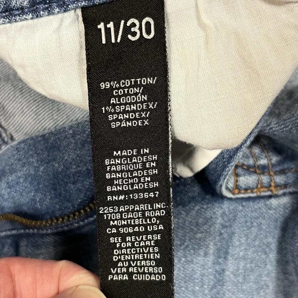 Kendall + Kylie The Icon Cut Off Shorts Women 11/30Blue Denim Raw Hem Distressed - Picture 8 of 10